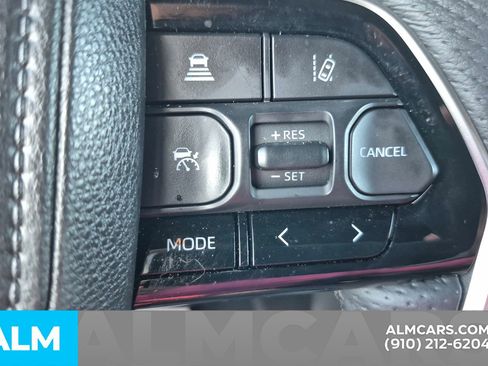 Used 2025 Toyota Tundra Platinum image 36