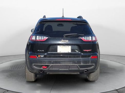 Used 2019 Jeep Cherokee Trailhawk image 4
