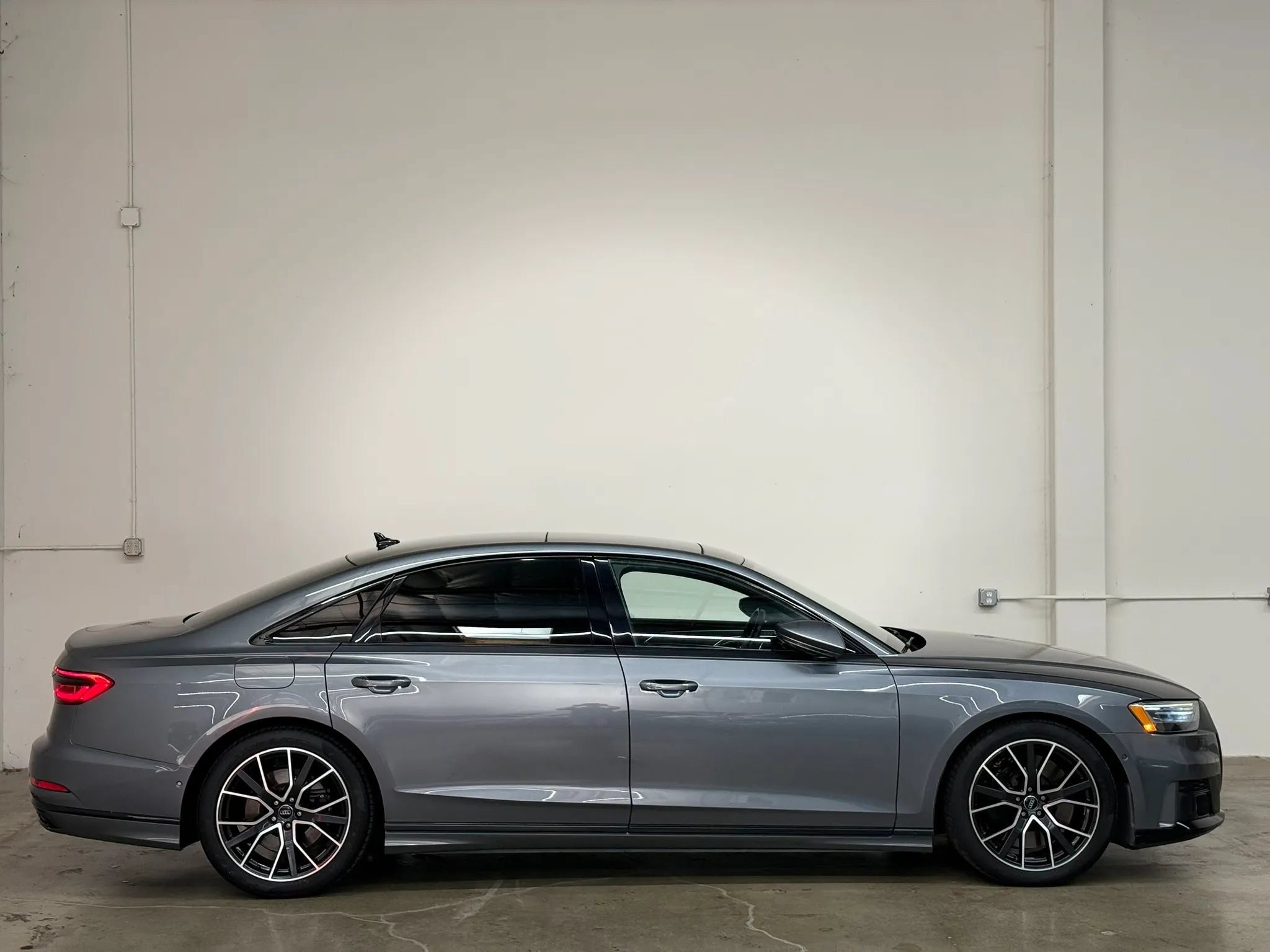 Used 2020 Audi A8 L 4.0T w/ Executive Package AWD/4WD image 5