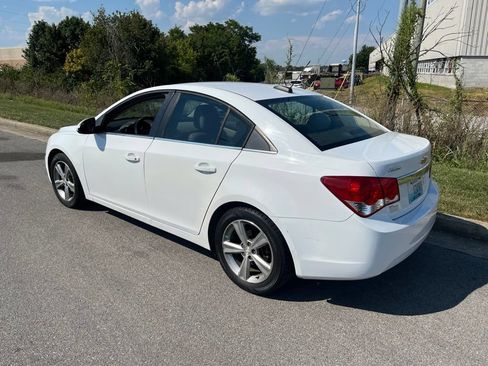 Used 2016 Chevrolet Cruze LT FWD image 4