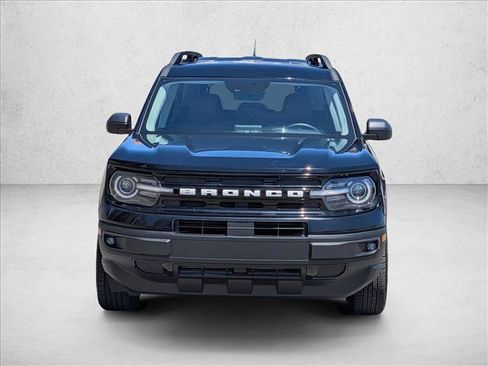 Used 2022 Ford Bronco Sport Outer Banks w/ Tech Package AWD/4WD image 2