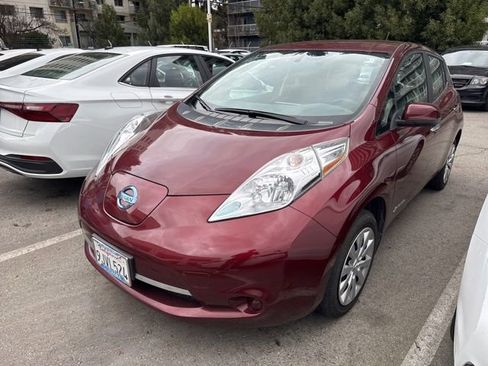 Used 2017 Nissan Leaf S image 3