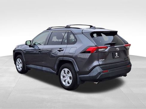 Used 2019 Toyota RAV4 LE w/ Carpet Mat Package image 7