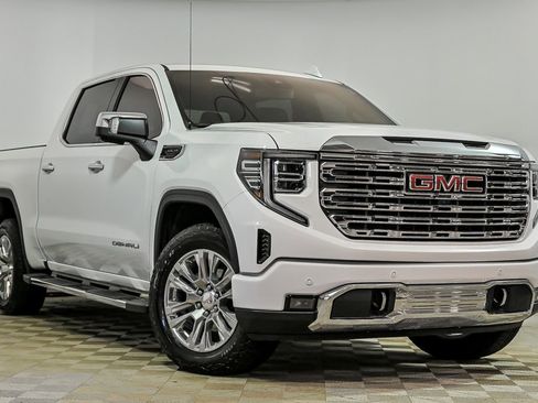 Used 2024 GMC Sierra 1500 Denali AWD/4WD image 1