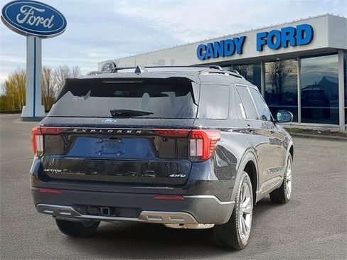 New 2026 Ford Explorer Active image 4