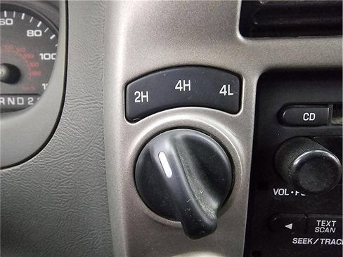 Used 2010 Ford Ranger XLT image 15