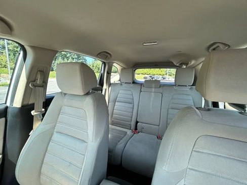 Used 2018 Honda CR-V LX image 12