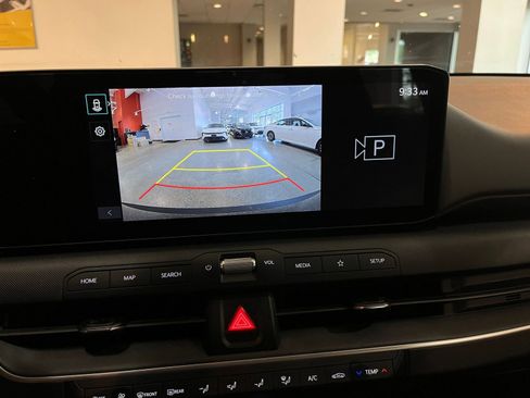 Used 2025 Kia K4 FWD image 23