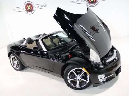 Used 2007 Saturn Sky w/ Premium Trim Pkg image 8
