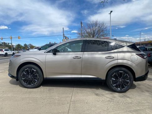 New 2026 Nissan Murano Platinum image 2
