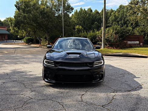 Used 2021 Dodge Charger Scat Pack RWD image 2