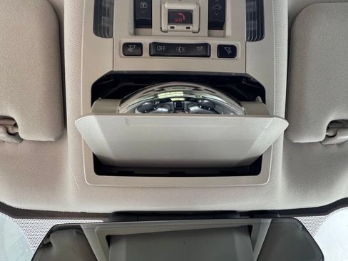 Used 2021 Toyota Highlander Platinum AWD/4WD image 19