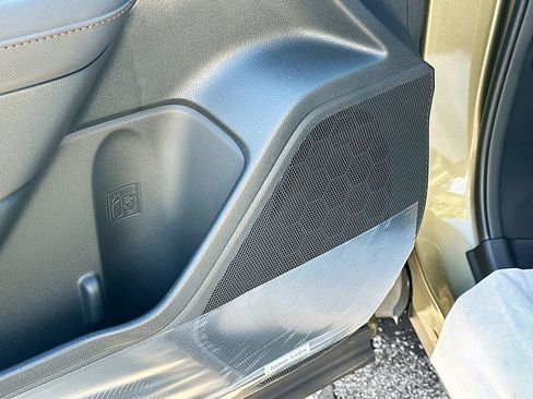 New 2025 Subaru Forester Touring image 25