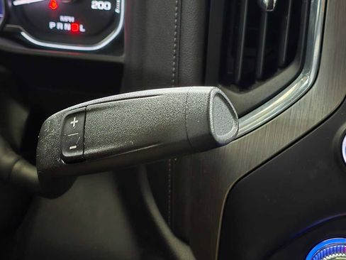 Used 2023 GMC Sierra 3500 Denali w/ Denali Black Diamond Edition image 30