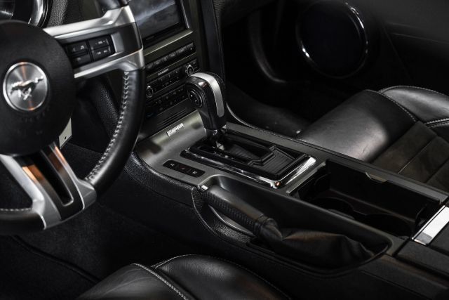 Used 2013 Ford Mustang GT Premium w/ Electronics Pkg RWD image 32
