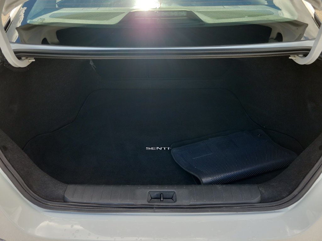 Certified 2025 Nissan Sentra SV FWD image 7