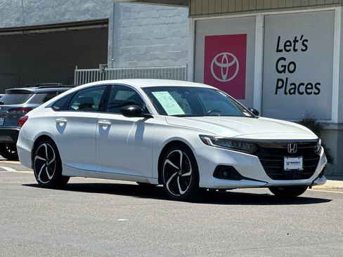 Used 2022 Honda Accord Sport image 8
