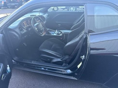 Used 2021 Dodge Challenger R/T Scat Pack RWD image 5