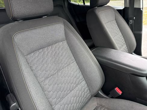 Used 2021 Chevrolet Equinox LT AWD/4WD image 27