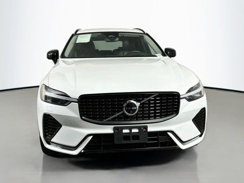 Used 2023 Volvo XC60 B6 Ultimate AWD/4WD image 2