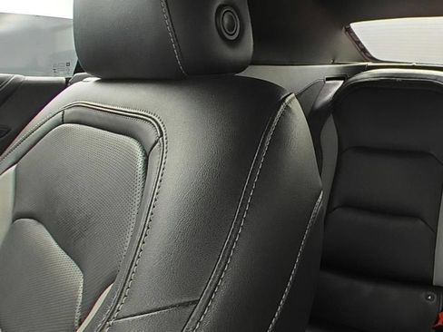 Used 2017 Chevrolet Camaro LT RWD image 9
