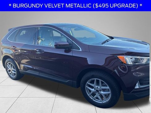 Used 2023 Ford Edge SEL w/ Convenience Package image 3