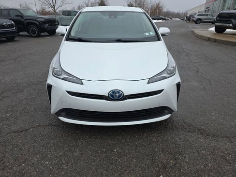 Certified 2022 Toyota Prius LE image 2