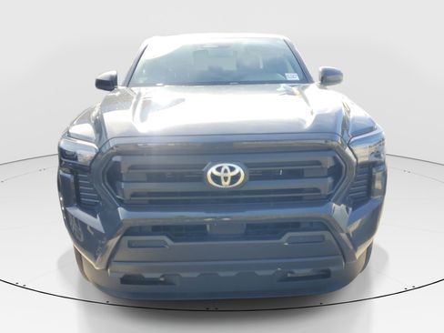 Used 2025 Toyota Tacoma SR AWD/4WD image 6