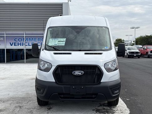 New 2026 Ford Transit 250 148 Medium Roof w/ Load Area Protection Package RWD image 8