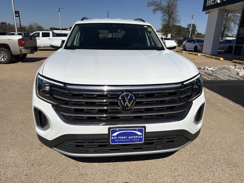 Used 2024 Volkswagen Atlas SE image 26