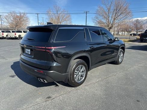 Certified 2024 Chevrolet Traverse LS w/ LPO, Floor Liner Package image 7