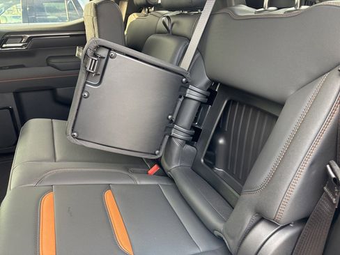 New 2026 GMC Sierra 1500 AT4 w/ AT4 Premium Package image 18