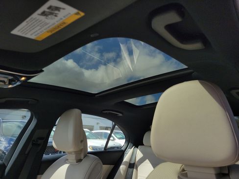 Used 2023 Mercedes-Benz C 300 Sedan w/ Exclusive Trim Package image 32