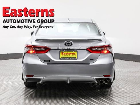 Used 2024 Toyota Camry SE FWD image 6