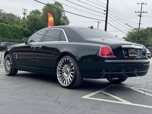 Used 2013 Rolls-Royce Ghost RWD image 6