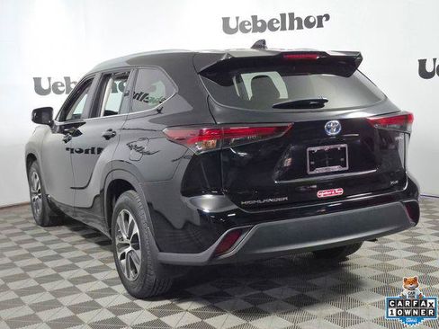 Certified 2024 Toyota Highlander XLE AWD/4WD image 5