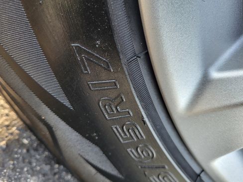 Certified 2020 Chevrolet Equinox LT image 38