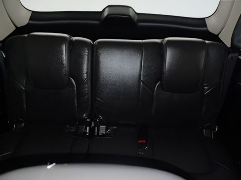 Used 2019 Nissan Armada SV w/ Driver Package AWD/4WD image 13