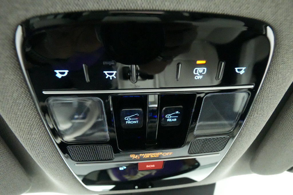 Used 2024 Hyundai Santa Fe Limited AWD/4WD image 48