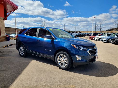 Used 2021 Chevrolet Equinox LT image 3