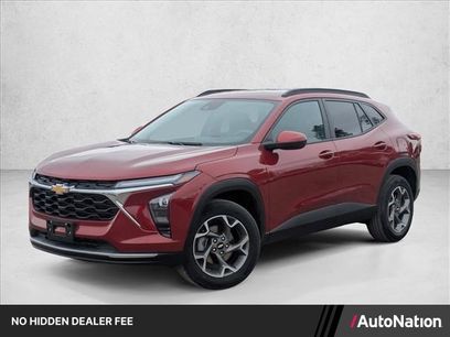 Used 2025 Chevrolet Trax LT