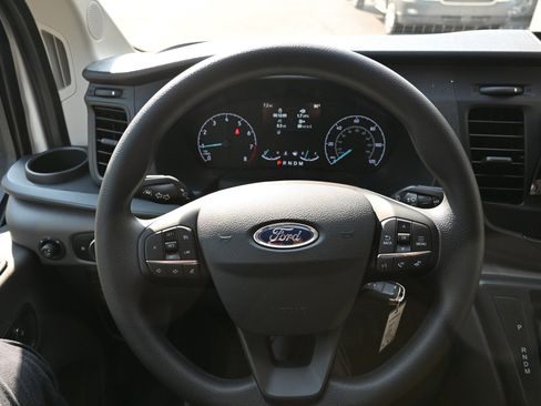 New 2025 Ford Transit 250 Low Roof w/ Exterior Upgrade Package RWD image 9