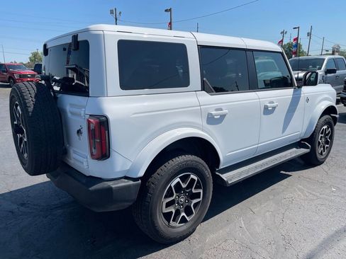 Used 2025 Ford Bronco Outer Banks AWD/4WD image 3
