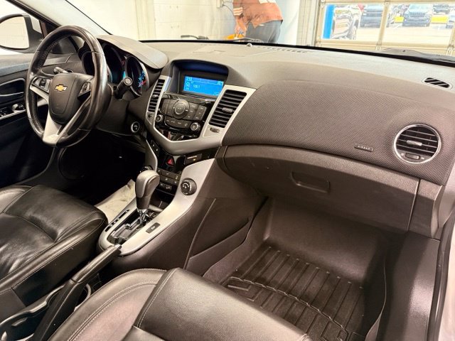 Used 2012 Chevrolet Cruze LT FWD image 24