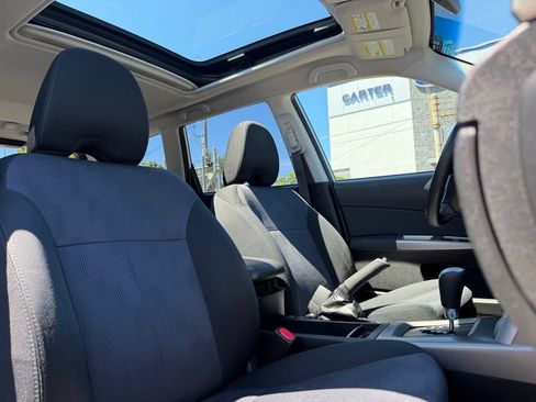 Used 2010 Subaru Forester 2.5X Premium AWD/4WD image 9