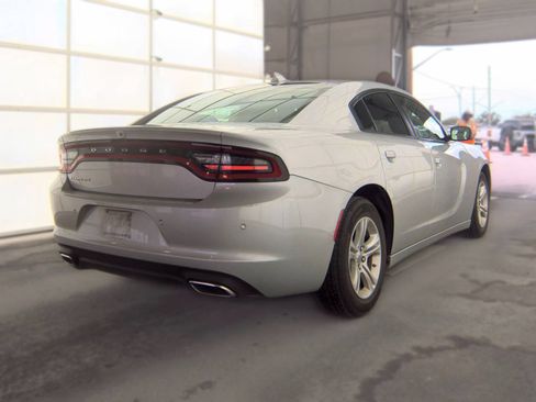 Used 2023 Dodge Charger SXT RWD image 3