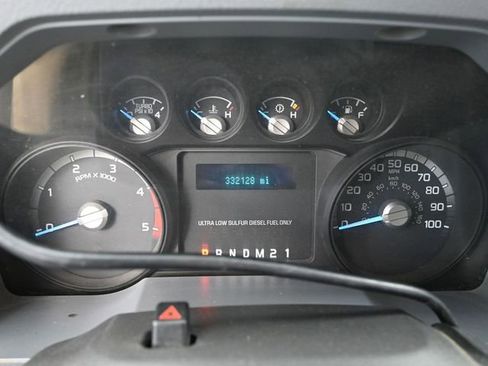 Used 2011 Ford F350 XLT w/ Camper Pkg AWD/4WD image 26
