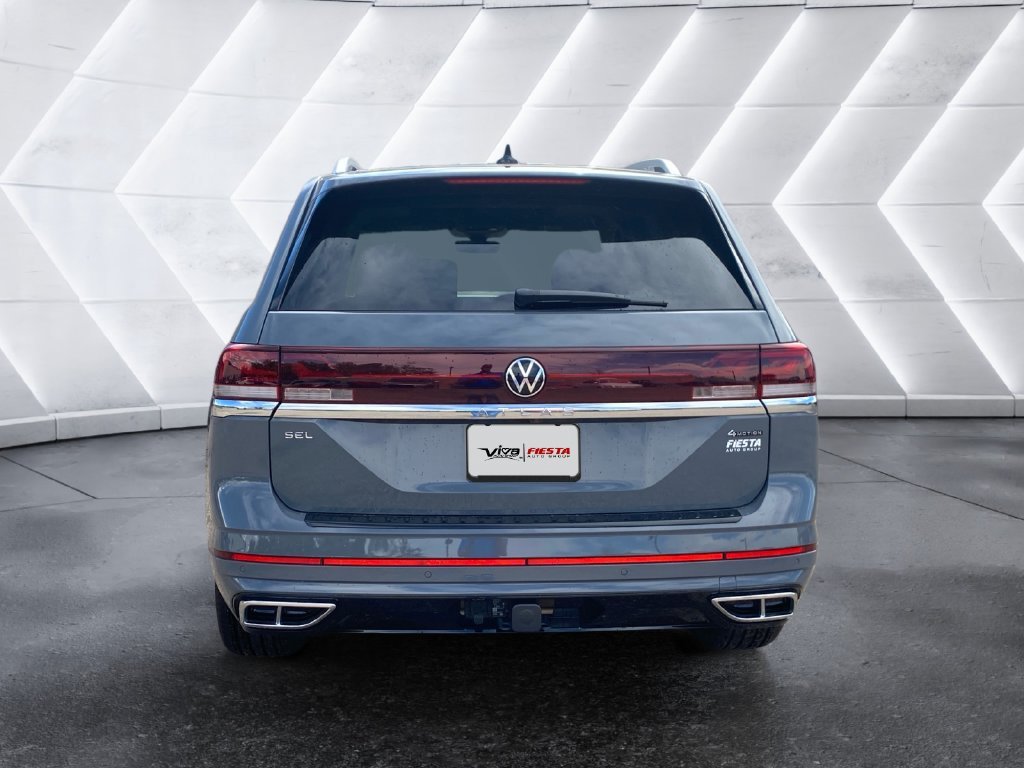 Used 2026 Volkswagen Atlas SEL Premium R-Line AWD/4WD image 5