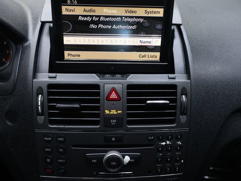 Used 2010 Mercedes-Benz C 300 4MATIC Sedan image 21