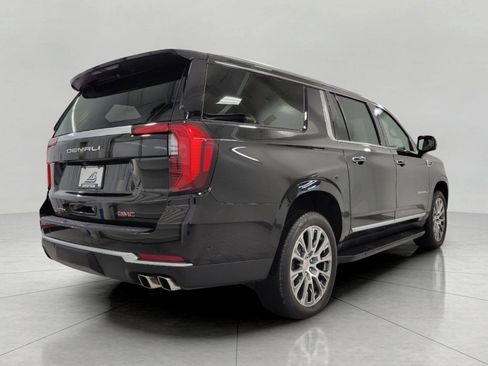 Certified 2025 GMC Yukon XL Denali image 20
